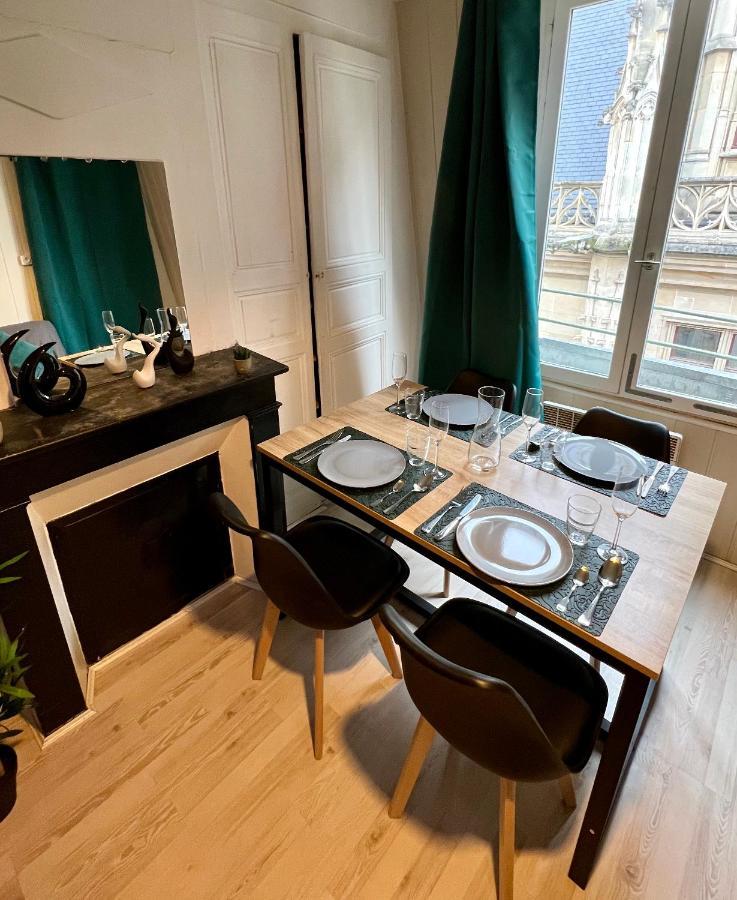 Studio Au Coeur De Rouen, 4 Personnes, Calme & Elegant Exteriör bild